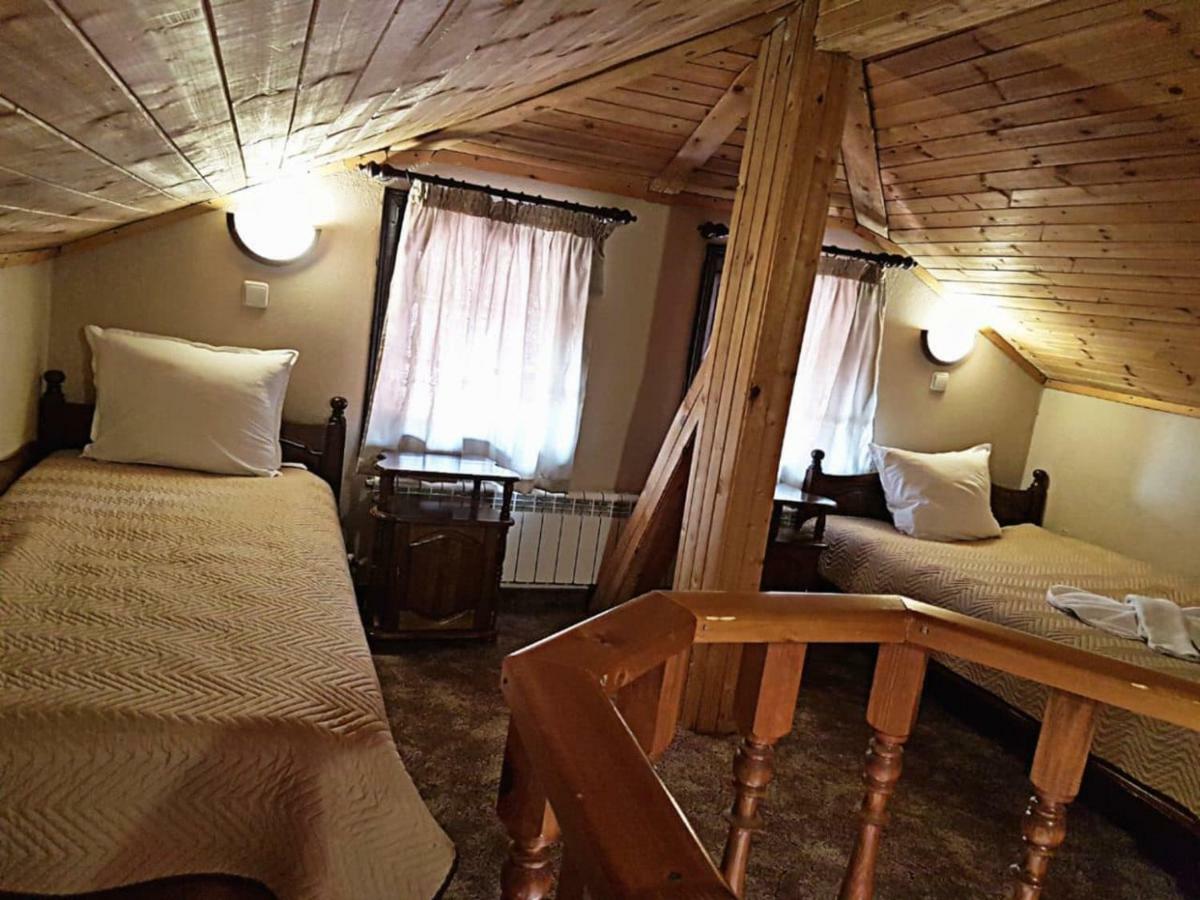 Hotel St. George Pobedonosets Bansko Bagian luar foto